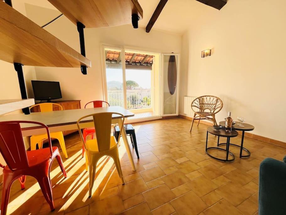 Cosy Appartement, Proche * Saint-Cyr-sur-Mer