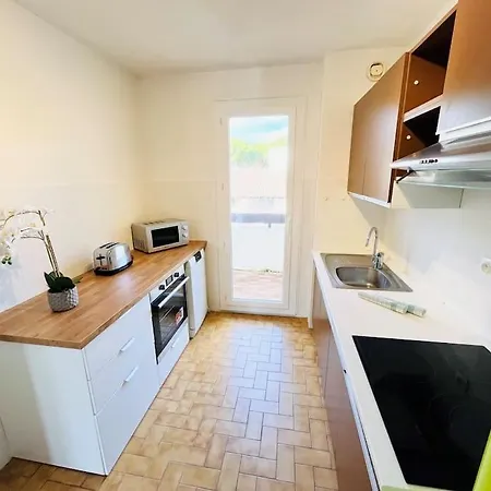 Cosy Appartement, Proche Mer Saint-Cyr-sur-Mer Exterior foto